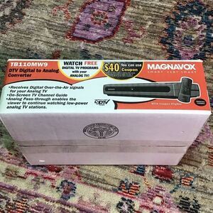 Magnavox Digital to analog converter new in box